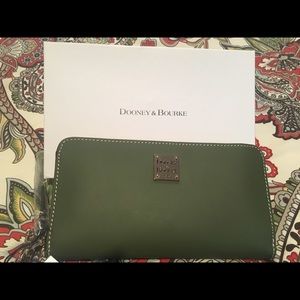 NWT Dooney and Bourke olive zip around wallet